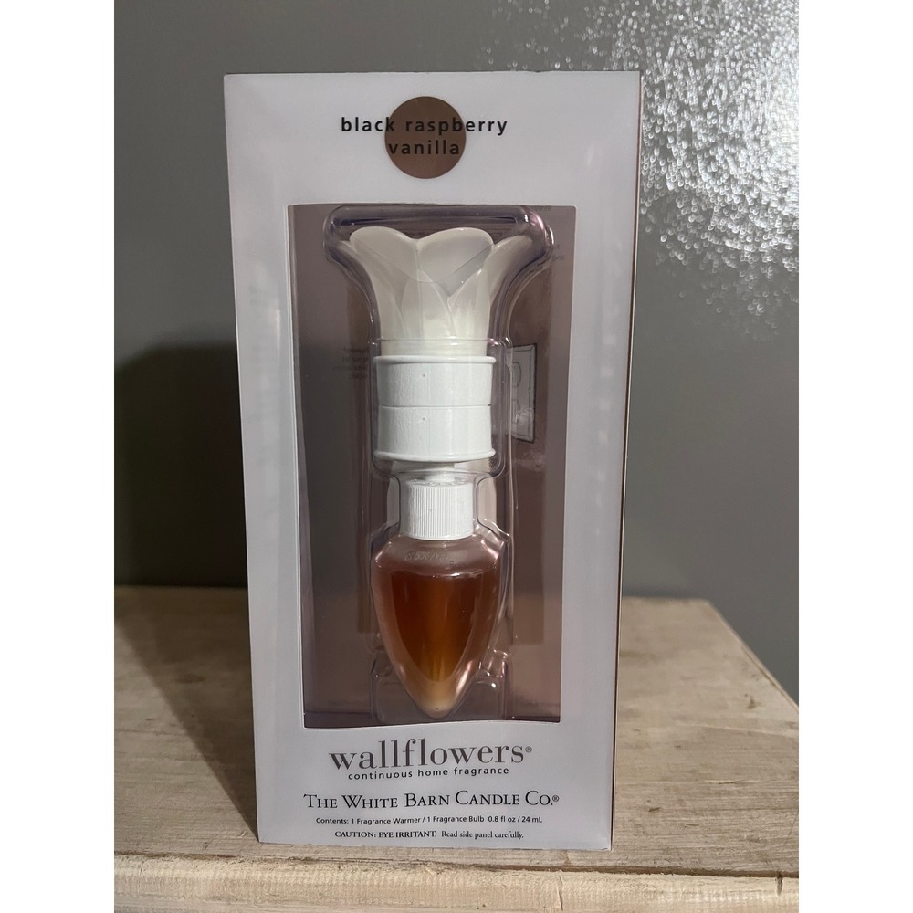 The White Barn Candle Wallflowers Black Raspberry Vanilla Frag Warmer Plug Set